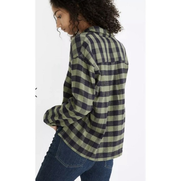 Madewell Flannel Sunday Shirt in Buffalo Check Button up - Picture 2 of 6